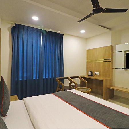 Hotel All Time Residency New Delhi Bagian luar foto