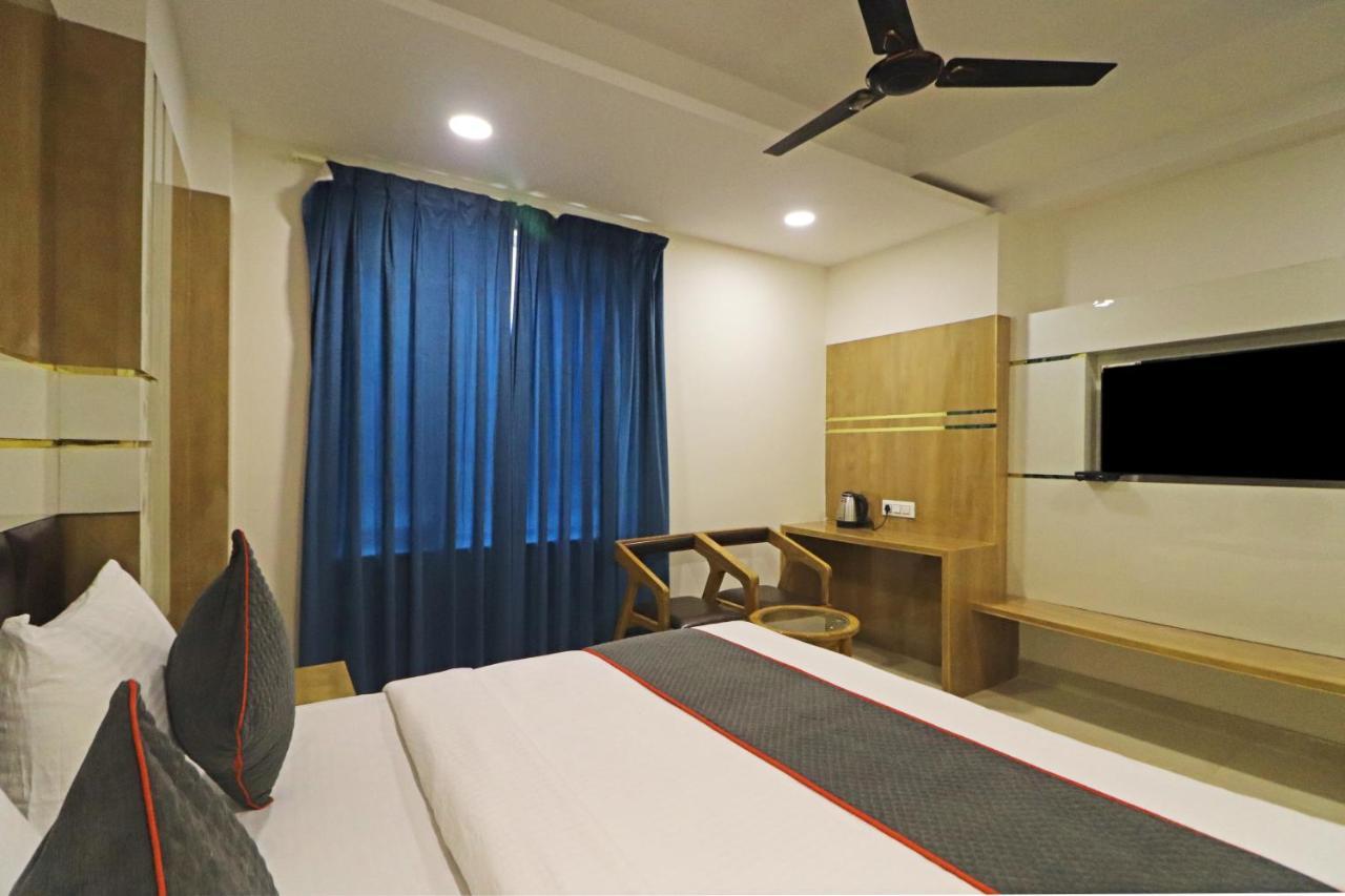 Hotel All Time Residency New Delhi Bagian luar foto