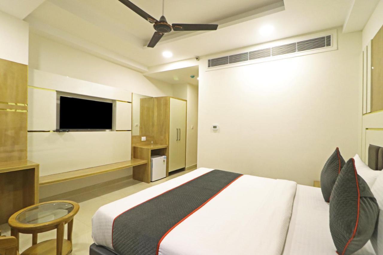 Hotel All Time Residency New Delhi Bagian luar foto